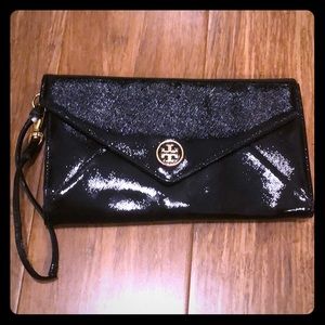 Tory Burch black patent envelope wallet